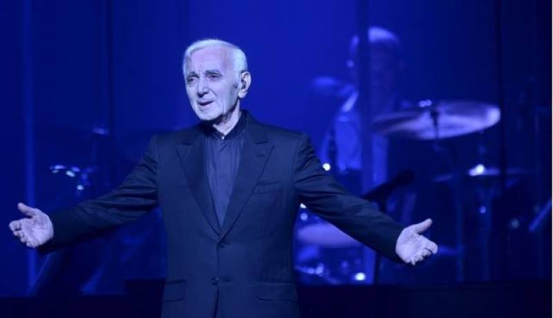 شارل أزنافور في حفل بأوبرا الجزائر مقابل 100 ألف أورو أفريل المقبل