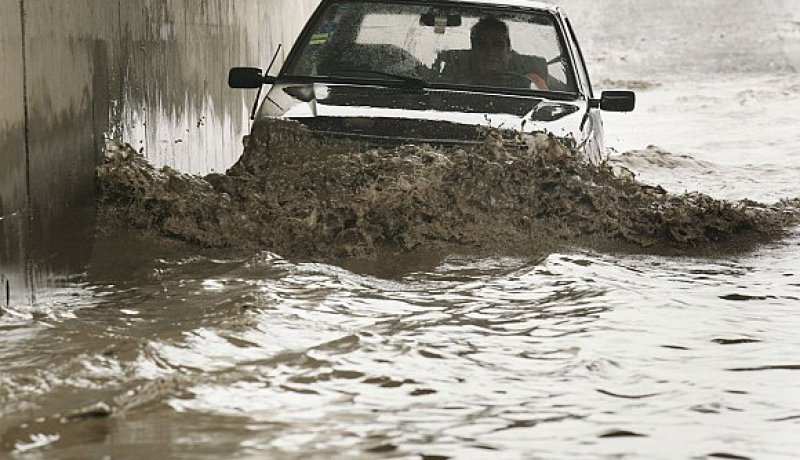 انتشال جثتي فتاة وشاب جرفتهما سيول الأمطار بسيدي عيسى المسيلة