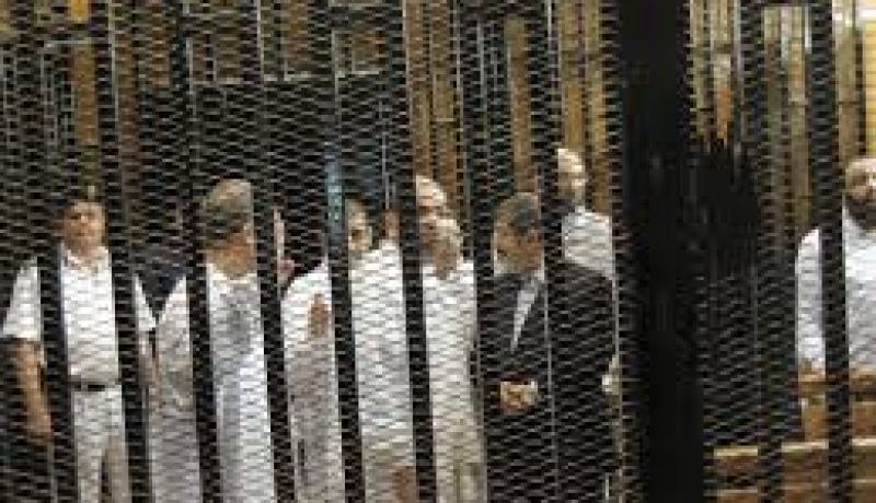 دفاع الإخوان يطعن أمام محكمة النقض في أحكام قضيتي التخابر واقتحام السجون