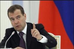 مدفيديف: لا تربط روسيا علاقات خاصة ببشار الأسد