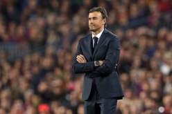 لويس انريكي يوافق على تمديد عقده مع برشلونة