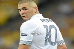 فالبوينا يتهم بنزيمة بالمشاركة في ابتزازه بفيديو جنسي