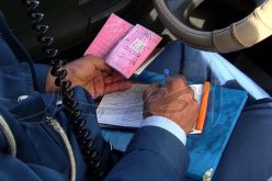5 آلاف دينار بروسي لمن لا يضع حزام الأمان بالمقاعد الخلفية