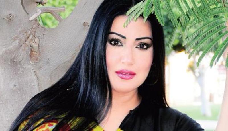 ما علاقة جمال سليمان باعتذار سمية الخشاب