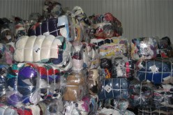 حجز 50 قنطارا من ملابس «الشيفون» مموهة بالبطاطا داخل شاحنة!