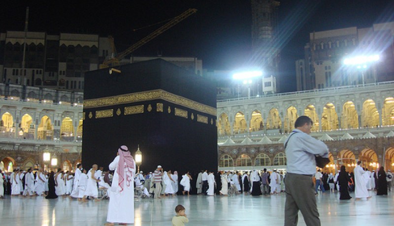معتمران حاولا تهريب حبوب مخدرة إلى السعودية