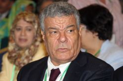 حزب جبهة التحرير الوطني يطالب بتعديل الدستور لتمكين حزب الأغلبية من تشكيل الحكومة ورئاستها