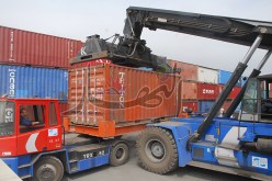 عجز  تجاري بأزيد من 10 مليار دولار خلال التسعة أشهر الاولى