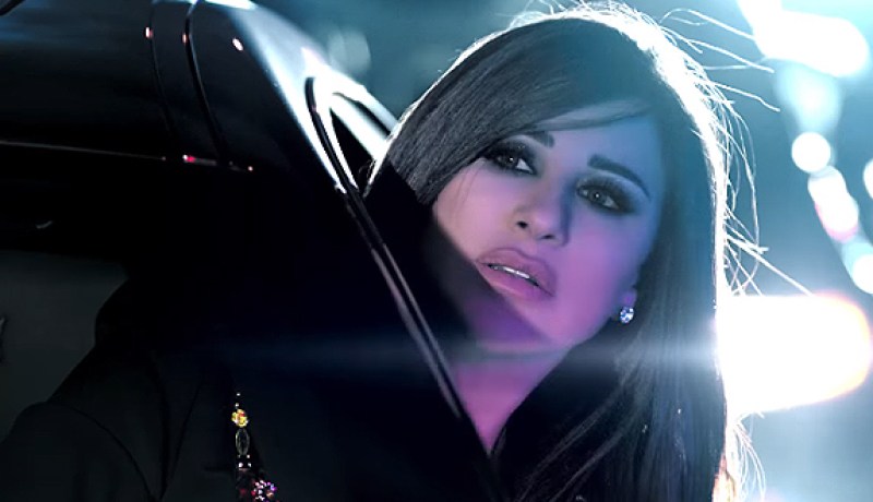 نجوى كرم تبهر جمهورها بإعلان جديدها