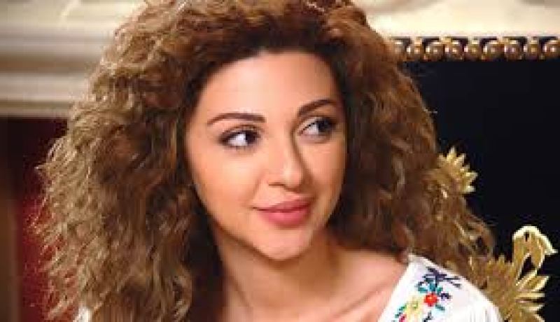 ميريام فارس تضع مولودها الأول