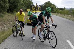 إلقاء مسامير على الطريق بسباق فرنسا للدراجات