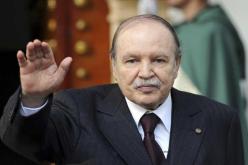 الرئيس بوتفليقة يدلي بصوته في الإنتخابات التشريعية