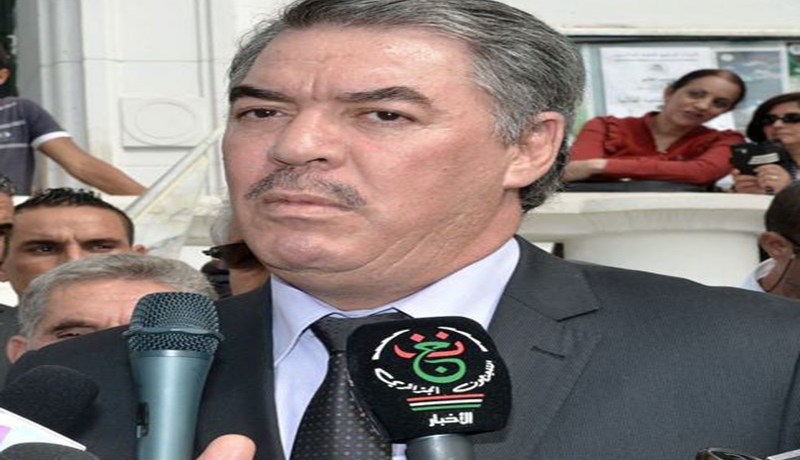 إلغاء الأظرفة البريدية في الجامعات
