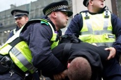 الشرطة البريطانية تعتقل فرنسي مسلح في مطار غاتويك