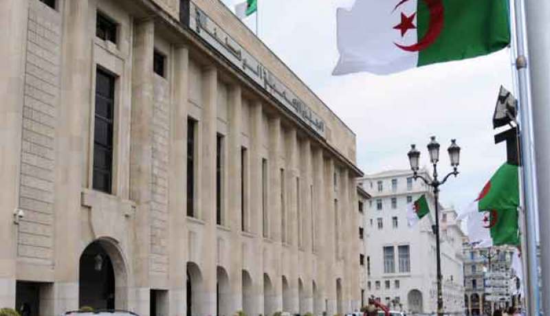 استنفار أمني في البرلمان بسبب قانون التقاعد