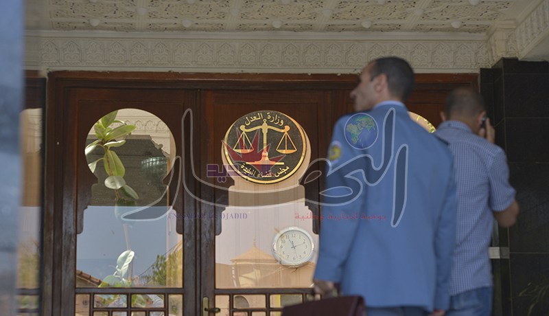 الشيء الوحيد الذي ندمت عليه حين عملت بالخليفة هو عدم مطالبتي بعقد عمل