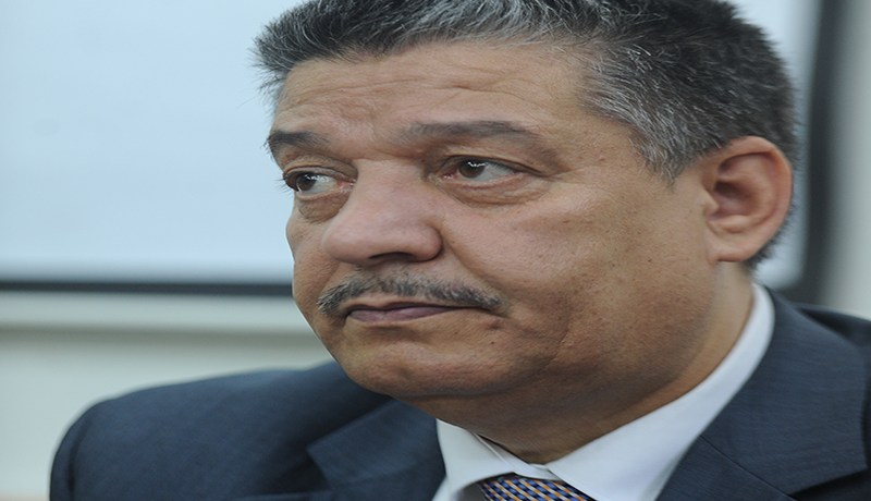 حملة ضد مديري الكواليس