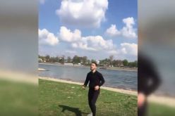 بالفيديو .. مهارات بن طالب بكرة التنس تبهر أنصار شالك