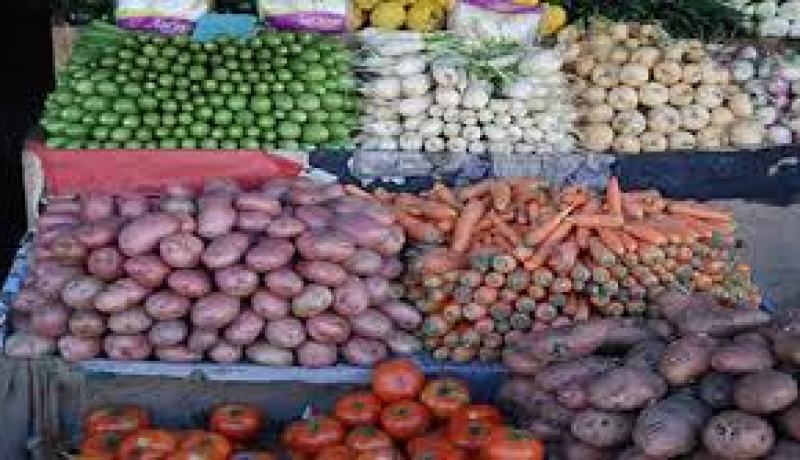 إقبال كبير على سوق التضامن للاتحاد العام للعمال الجزائريين