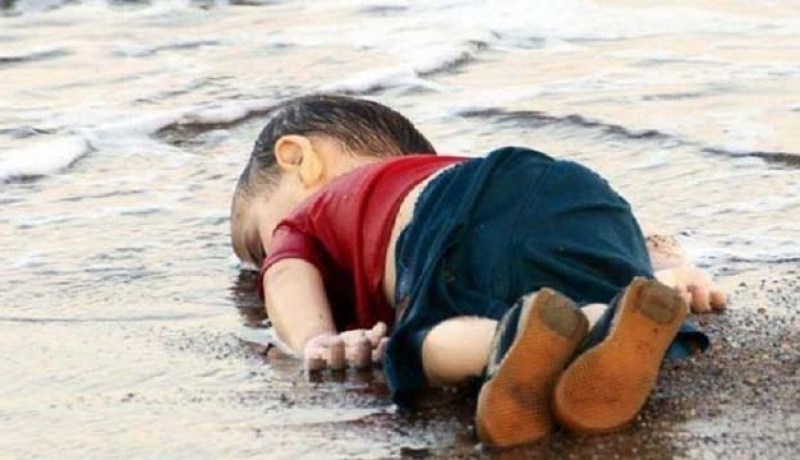 السجن 35 عاما للمتهمين في غرق الطفل السوري إيلان