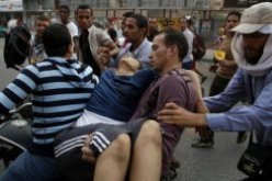 الامن المصري استخدم القوة القاتلة في تفريق تظاهرات مؤيدي مرسي