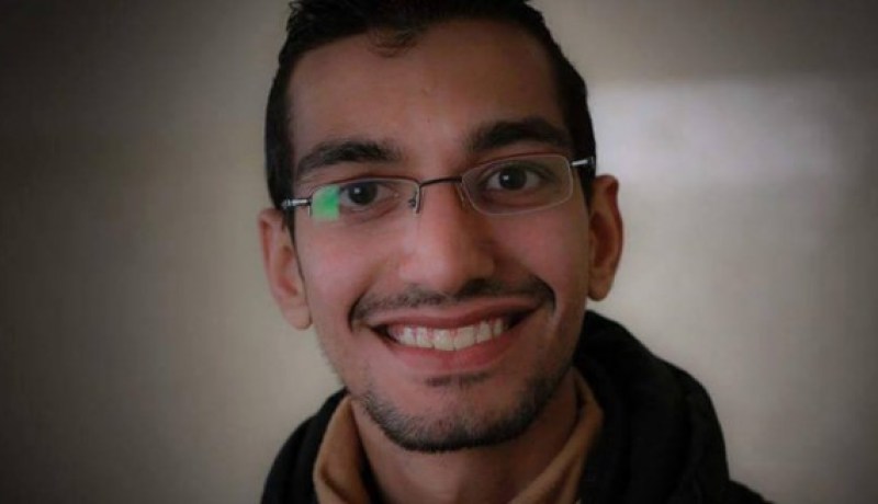 الفلسطينيي مجد عويضة يخترع روبوت متعدد الأحجام والإستخدام