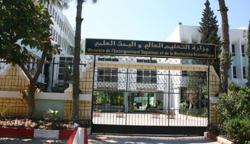 التوقيع على اتفاق يحدّد أنشطة الشبكة المشتركة الفرنسية-الجزائرية لكليات الهندسة والأعمال