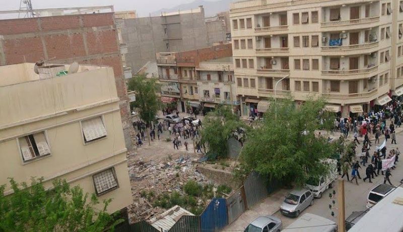 مسيرة لأعوان الحرس البلدي في باتنة