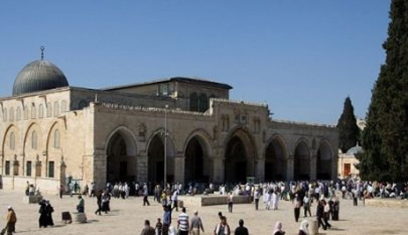 أجواء حذرة في المسجد الأقصى ومحيطه عقب تهديدات اسرائيلية باقتحامه