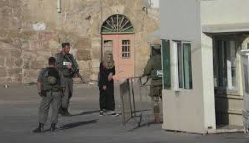 استشهاد فلسطينية والاحتلال يزعم انها حاولت طعن جندي