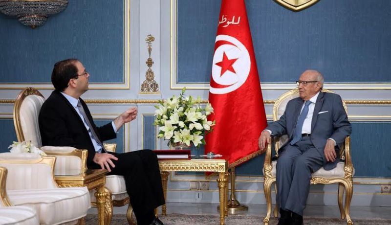 رئيس الحكومة التونسية يوسف الشاهد يزور الجزائر قريبا