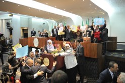 دبزة ودماغ  تحت قبة البرلمان لتمرير قانون المالية 2016