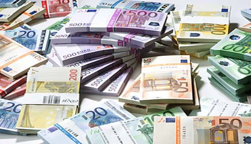 رجال أعمال وتجار يهرّبون 550مليار نحو أوروبا والصين