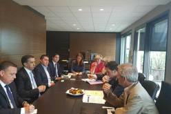 بالصور.. علي حداد يلتقى المدير الجديد لـ “الميداف” الفرنسي الجديد