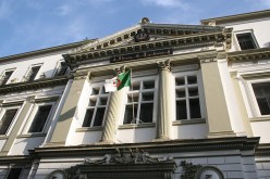 رجل أعمال يقاضي إطارا متقاعدا بتهمة النصب عليه  في أشغال أنجزت من دون مقابل