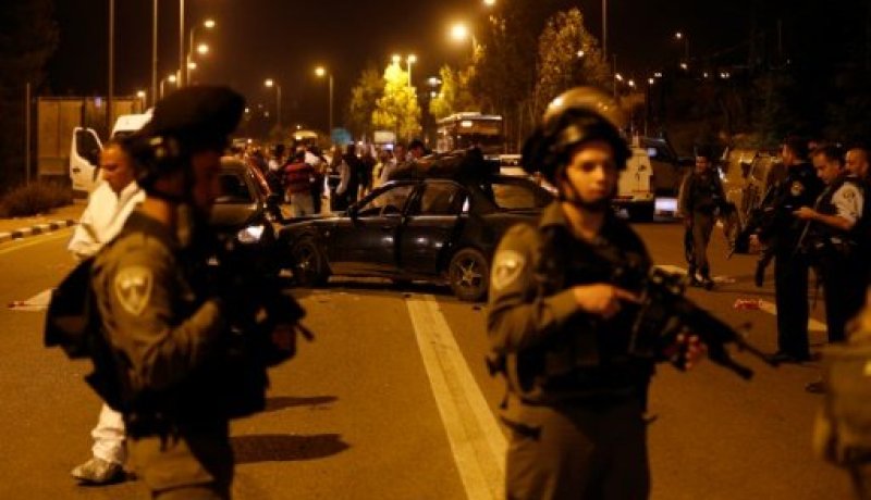 اصابة ثلاثة اسرائيليين في عملية دهس بالقرب من قرية اللبن بالضفة الغربية