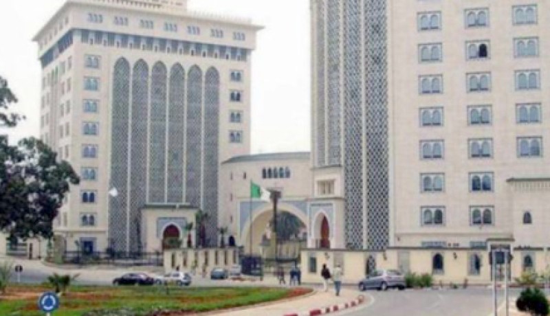 وزارة الطاقة تنظم يوما إعلاميا حول المحروقات لفائدة الصحافة الوطنية