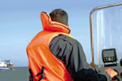 عائلات البحارة 5 المفقودين في الشلف للتحقق من هوية جثة منتشلة بالسواحل