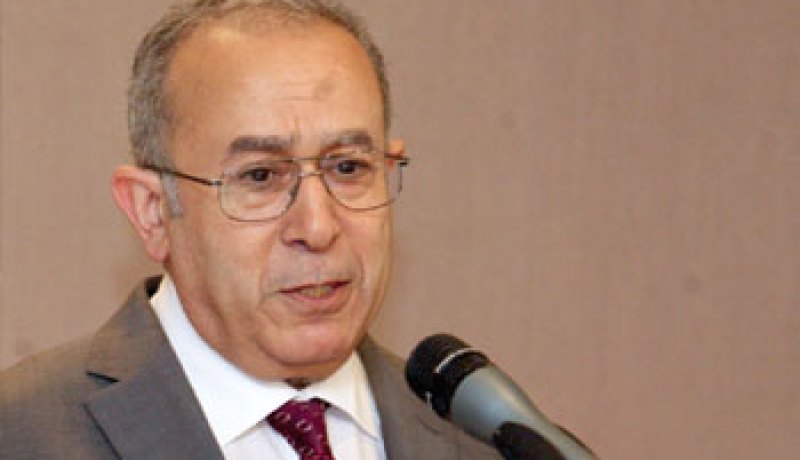 لعمامرة: الدبلوماسية الجزائرية تميزت بالاحترافية