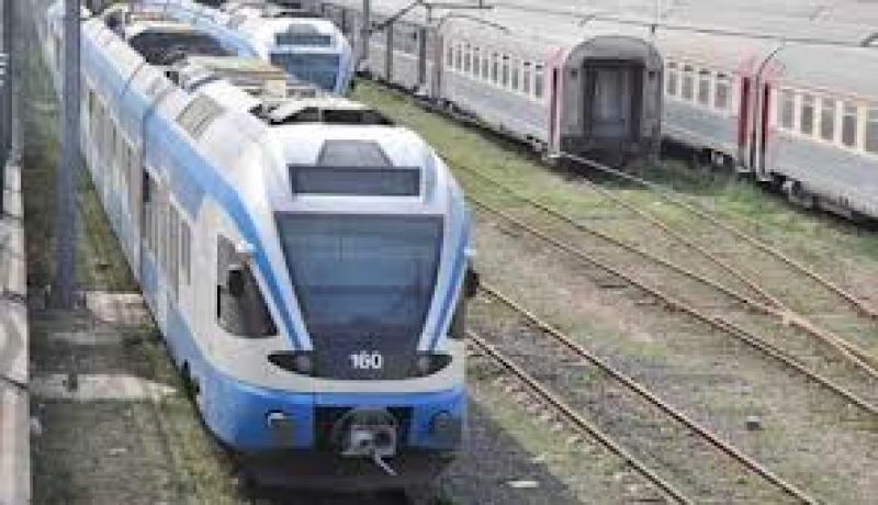 أبواب مفتوحة للتعريف بالأسعار الجديدة لبطاقات الاشتراك و تذاكر النقل بالسكك الحديدية