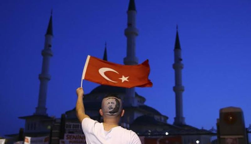 بالصور.. تسريحة شعر جديدة في تركيا بعد الانقلاب الفاشل