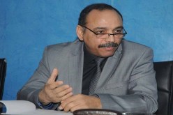 حسين خلدون: بوتفليقة غير متمسك بالحكم.. وندعو الشعب لحوار وطني