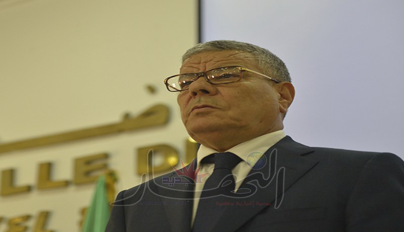 خلاص الهدرة من وراء الستار يا توفيق  اظهر وقابل الشعب