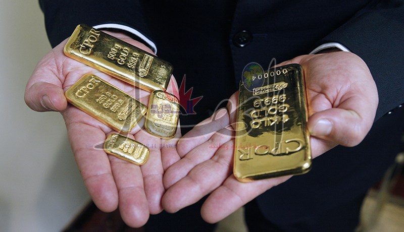 تفكيك شبكة دولية لتهريب الذهب من أوروبا إلى الجزائر