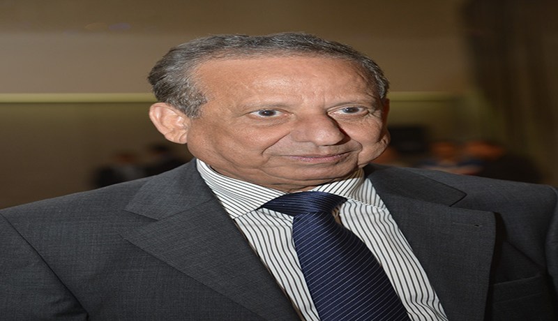 يلعب الأطفال عندما يحضر الوزاراء فقط