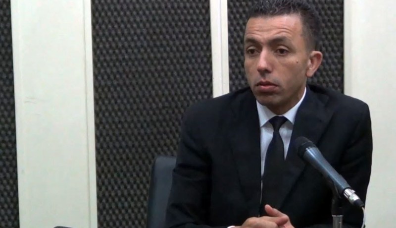 الرئيس السابق لنقابة المهندسين المعماريين أمام العدالة بتهمة الخيانة