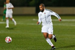 الجزائري عامر بوعزة ضمن التشكيلة المثالية لموسم 2015-2016