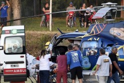 بالفيديو  اصطدام سيارة بالمتفرجين في رالي داكار