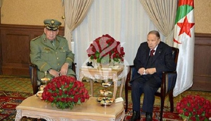 الرئيس بوتفليقة يستقبل الفريق قايد صالح