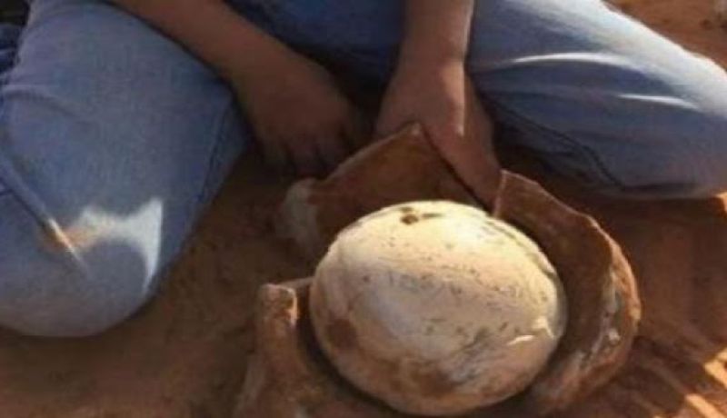 إكتشاف بيضة دجاجة عمرها 2000 عام في مقبرة أثرية صينية